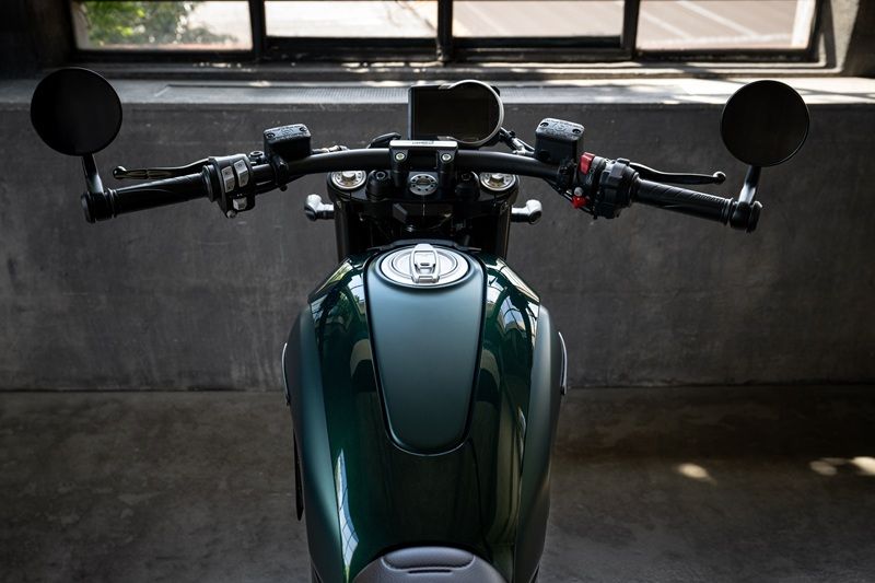 04 MY26 SCRAMBLER NIGHTSHIFT EMERALDGREEN 10 UC852222 High