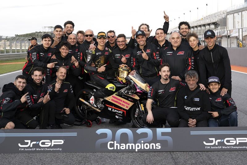 key 302Fernando Bujosa Team