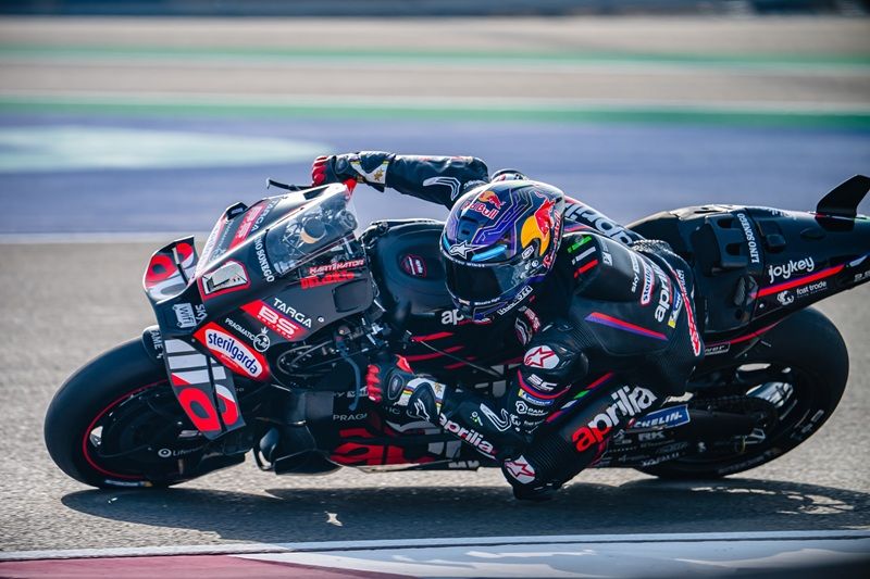AR CzechGP Preview 06