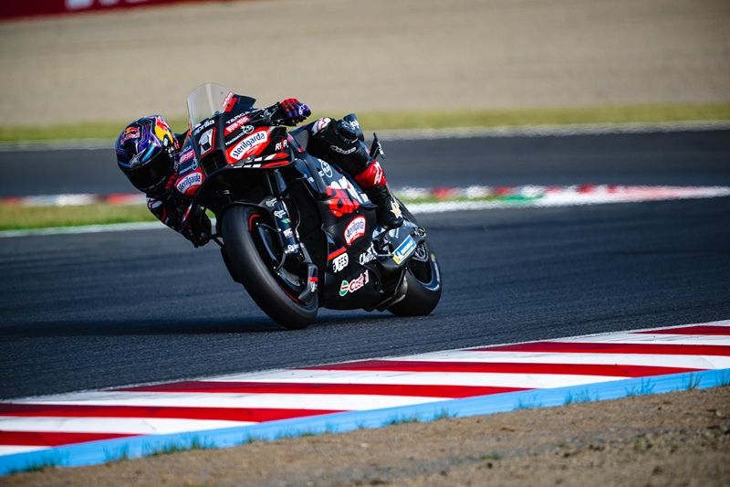 ar japanesegp friday 06