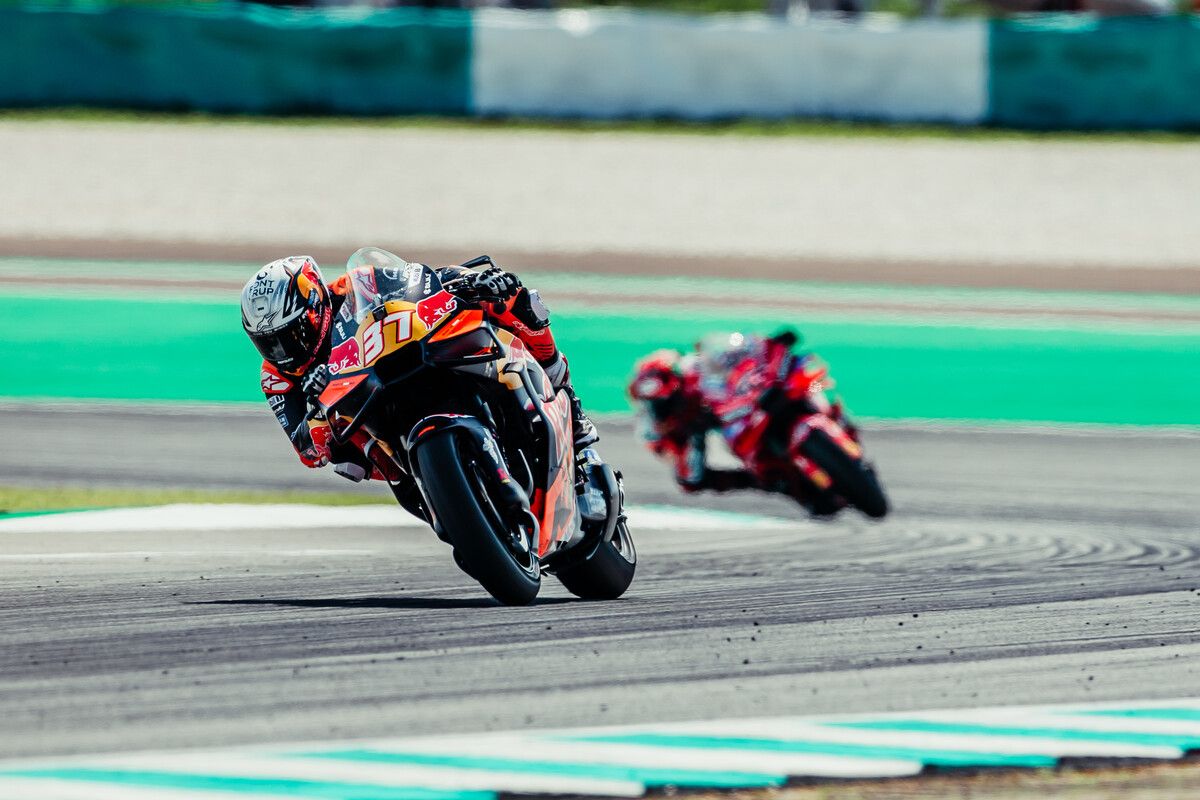 723338 Pedro Acosta Red Bull KTM MotoGP RC16 Sepang International Circuit MYS 26 10 2025 17 20th Rnd. MotoGP 2025 Sepang MYS 