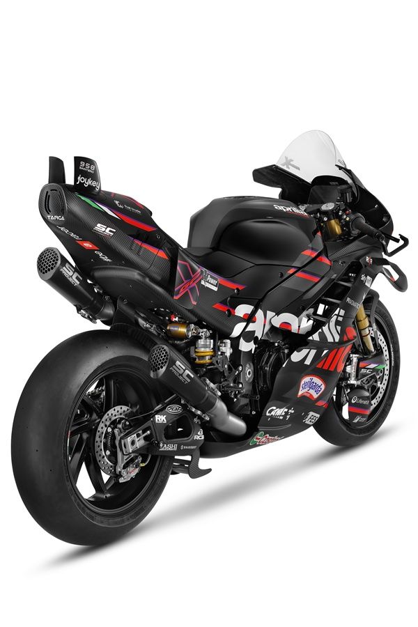 rsv4 x gp launch 06