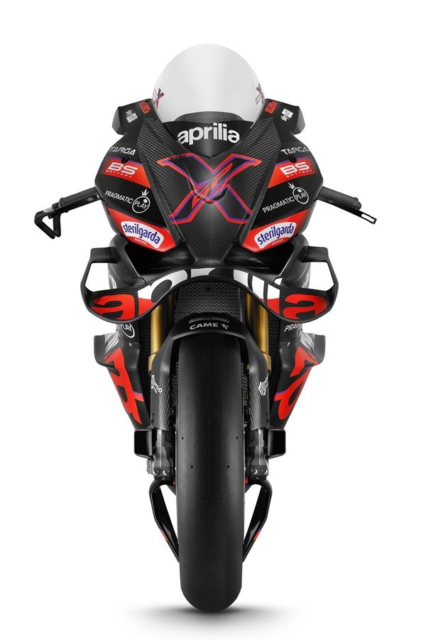 rsv4 x gp launch 07