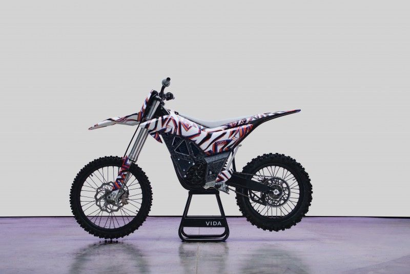 VIDA DIRTE MX7 Racing Concept