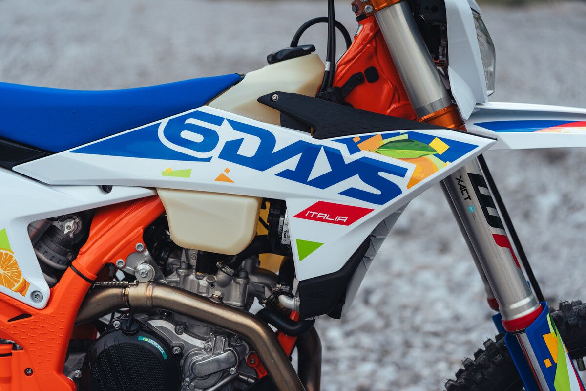 707994 MY26 KTM 450 EXC F 6DAYS KTM EXC 6DAYS DETAILS