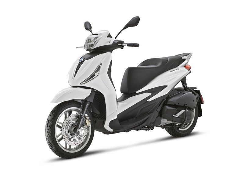 02 Piaggio Beverly 310 Bianco Luna