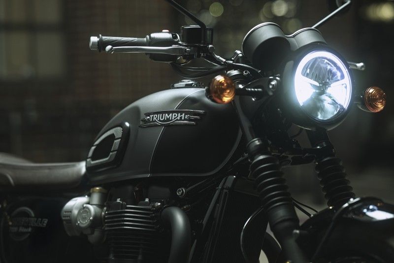 Ndp TRIUMPH GAMABONNEVILLE MY26 07 T120BLACK 09