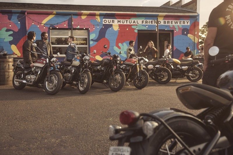 Ndp TRIUMPH GAMABONNEVILLE MY26 0 FAM 01