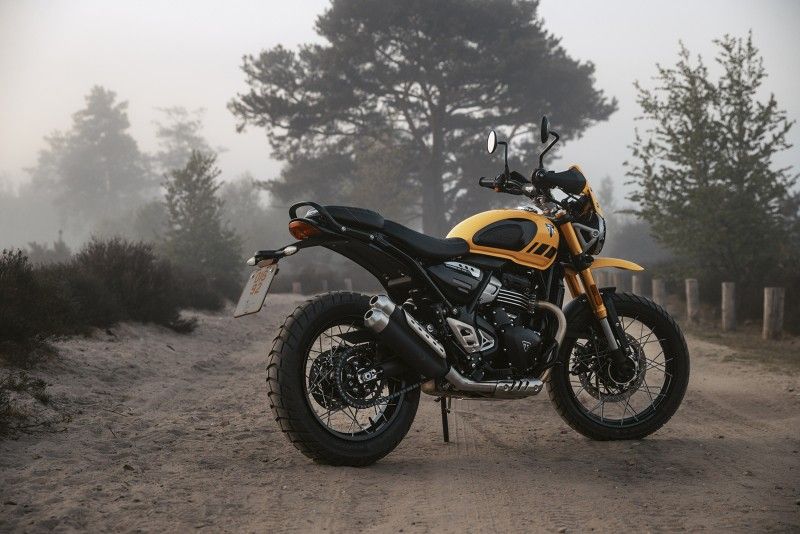 NDP Triumph Scambler 400 XC 000