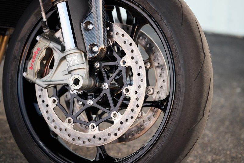 Ndp TRIUMPH STRX25 06