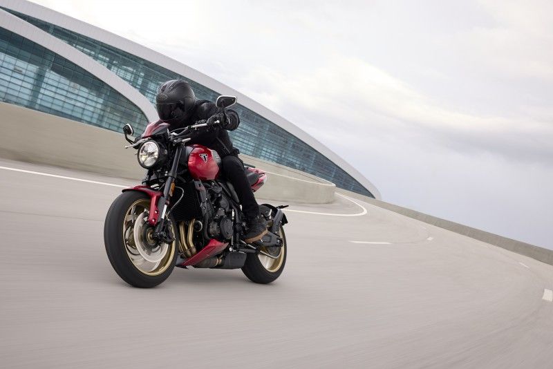 Ndp Triumph Tirident 800 00