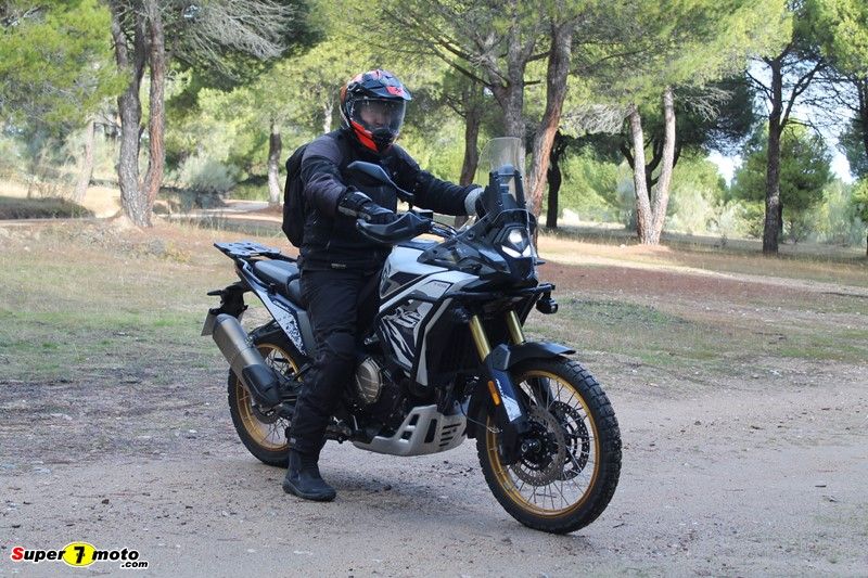 Voge DS800xRally 52