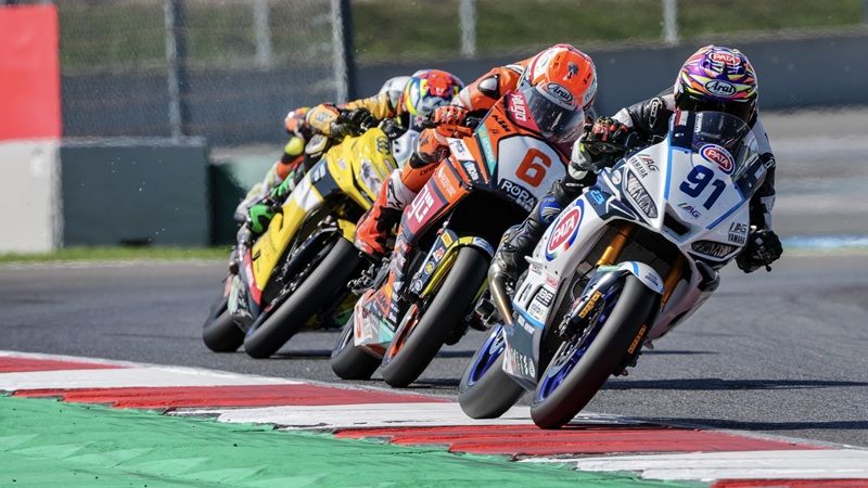 56337 R9 JDR WSBK ACTION