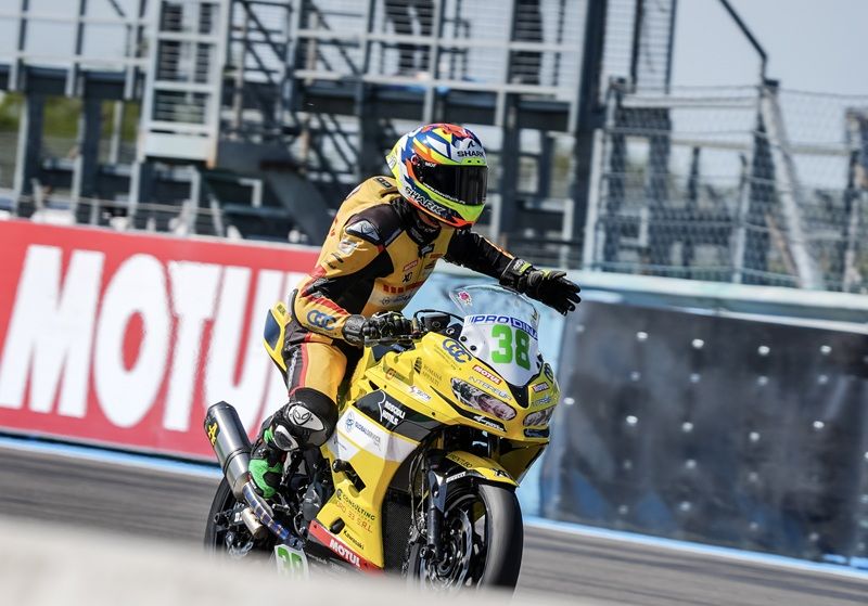 56493 R9 JDR WSBK ACTION