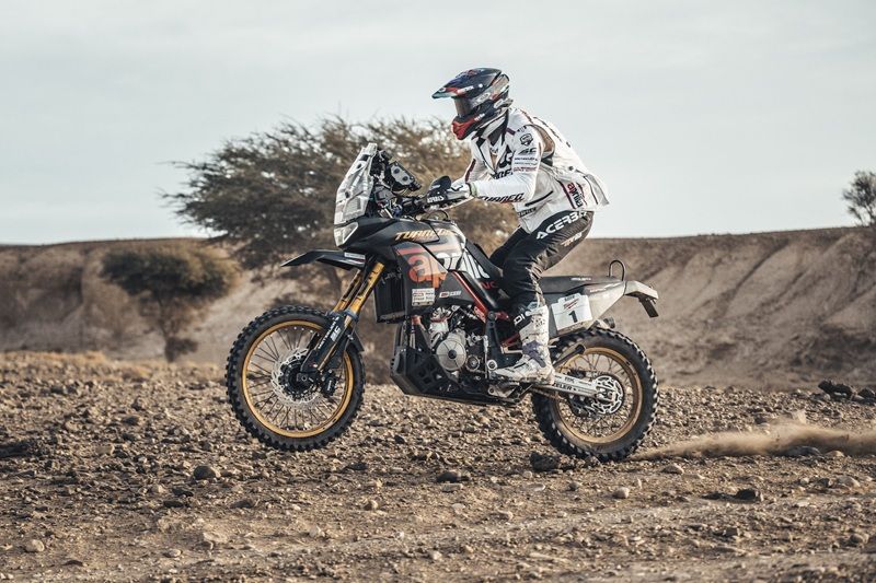 apriliatuaregracing aer26 stage4 02