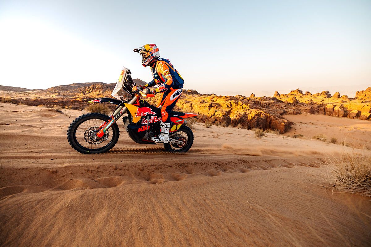 2 RDK26 Edophoto HelenaClancy ktm 2587