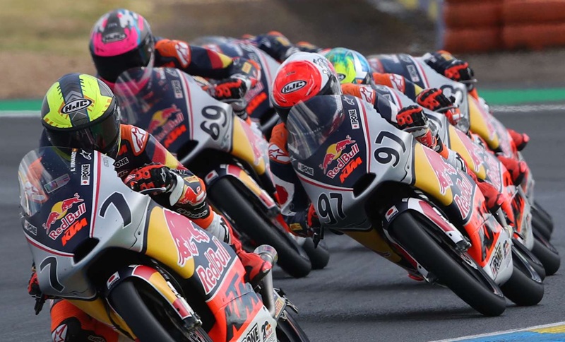 fernandesz ahead of ogiwara and bujosa race 1 le mans 2026