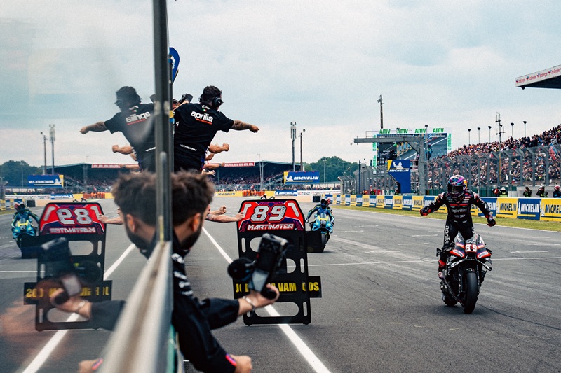 apriliaracing lemansgp05 sunday 04