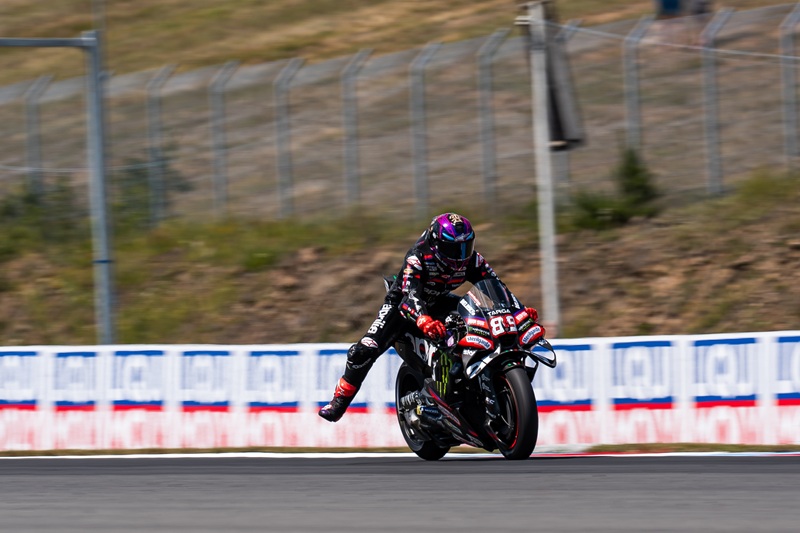 apriliaracing gpczechia09 2026 sunday 03