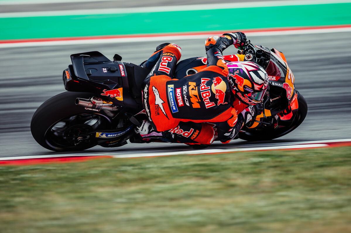 752388 Enea Bastianini Red Bull KTM MotoGP RC16 Circuit de Barcelona Catalunya ESP 18 05 2026 1 MotoGP IRTA Test 2026 Barcelona ESP 