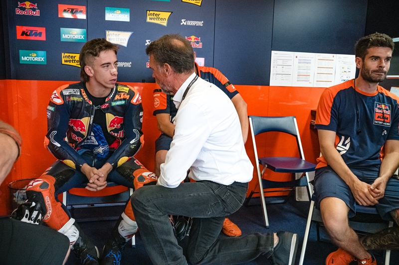pedro acosta ktm giorgio barbier pirelli 
