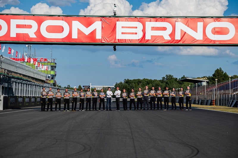 pirelli team