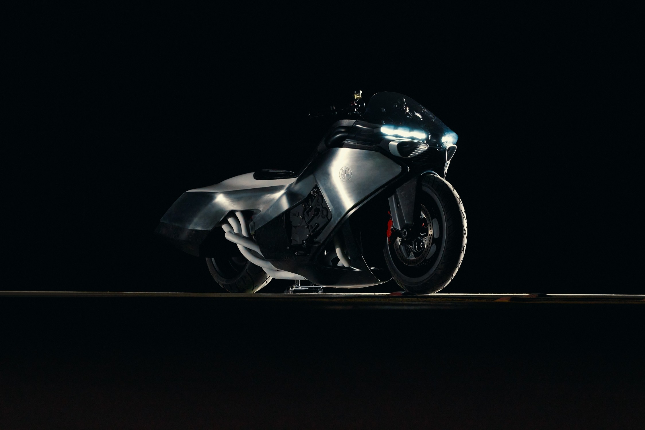 P90640424 lowRes bmw motorrad vision