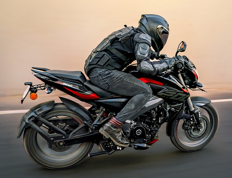 NDP BAJAJ NS200 07
