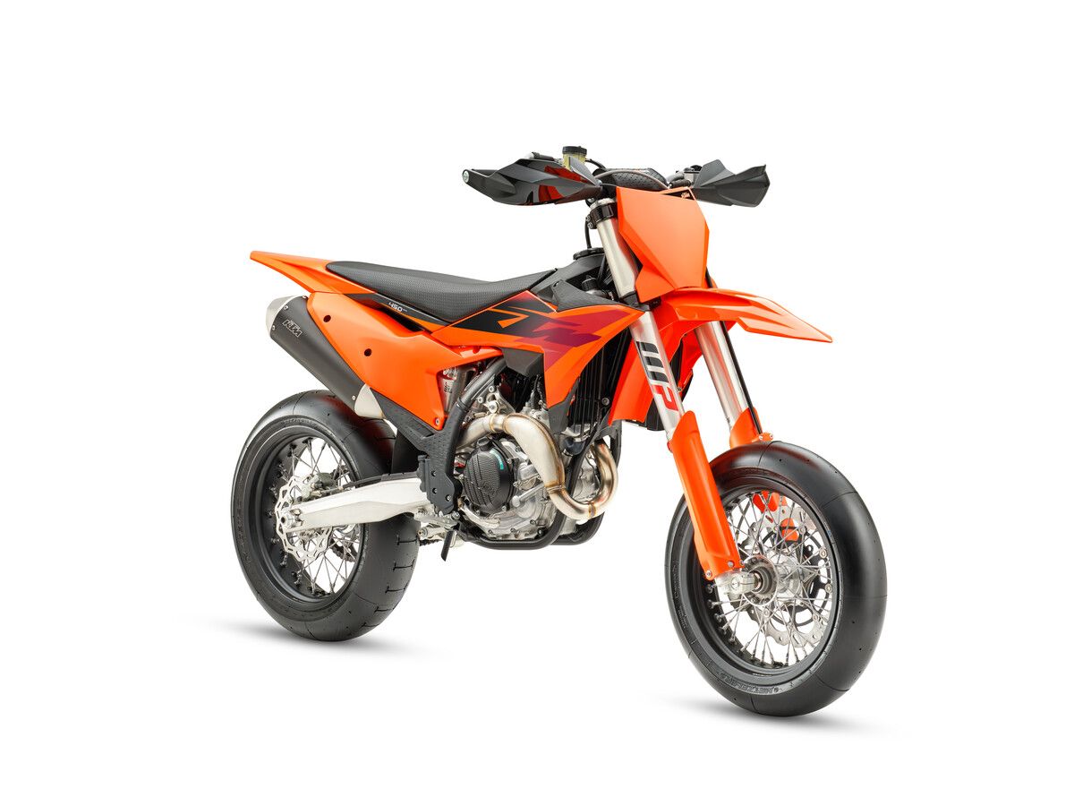 MY27 KTM 450 SMR 01