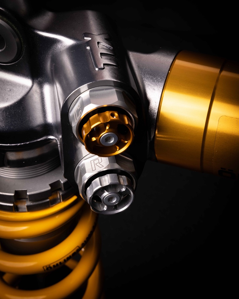 TTX Detail 2 Low Res Vert