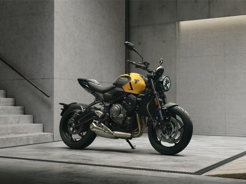 NDP TRIUMPH TRIDENT660 49