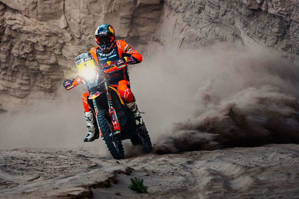 DR40 EdoPhoto HelenaClancy ktm HCR59213 1