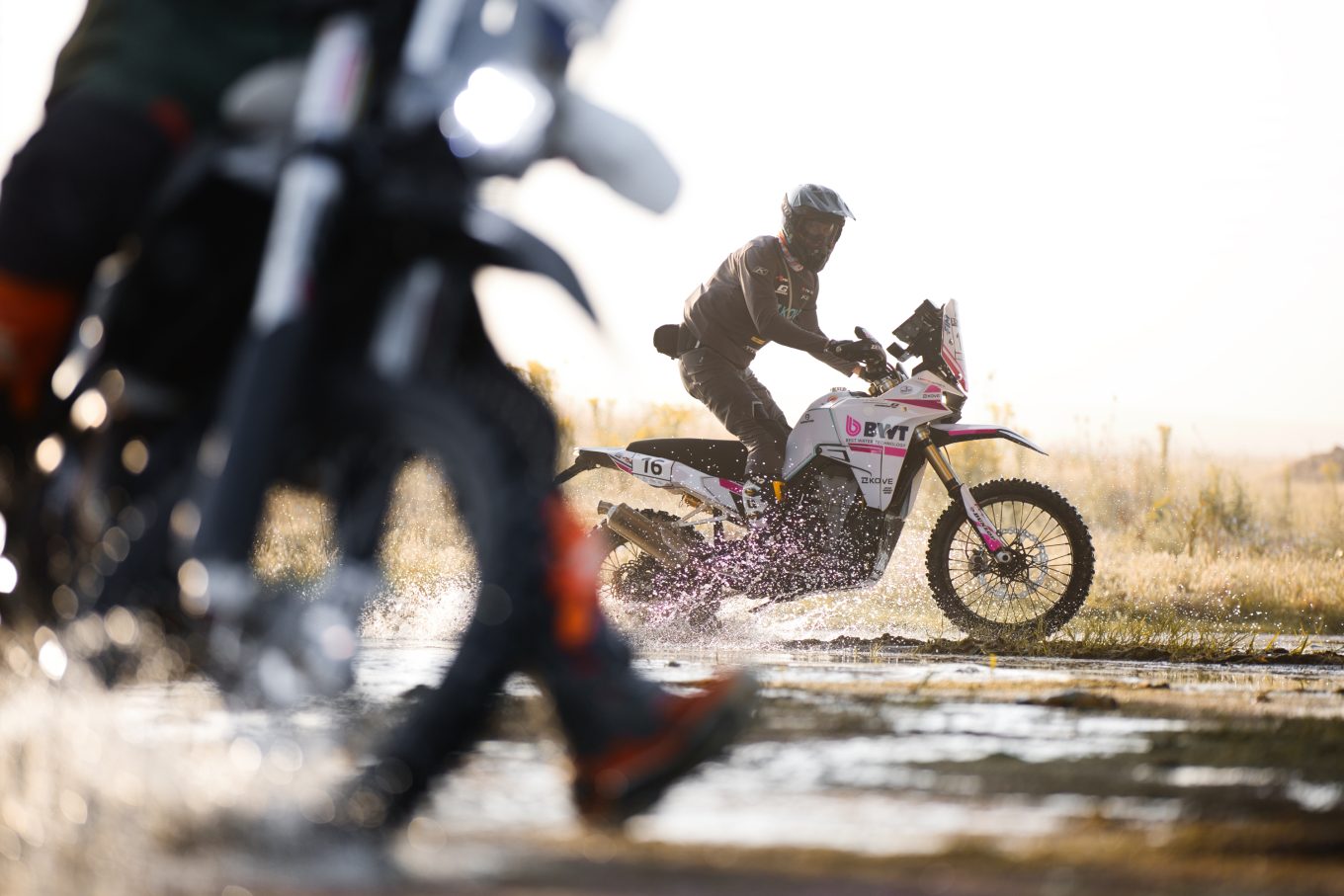 TC1 MOTOS 21 1360x907