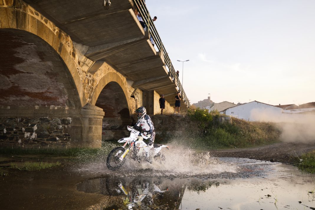 TC1 MOTOS 8 1068x712