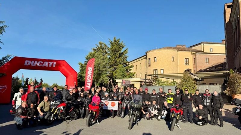 4237816344d61c1a1cef6c283cba15d4 m