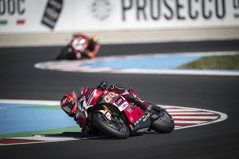 RACE02 LECUONA 016