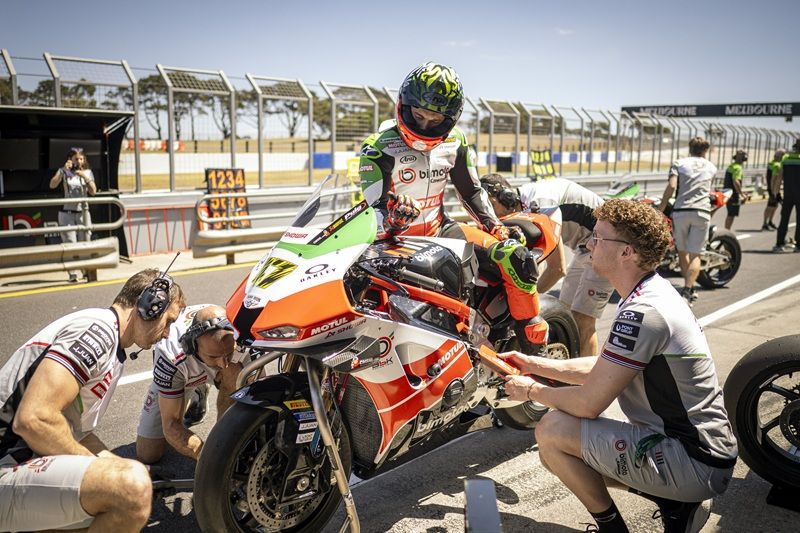 hi 00 Test Phillip Island 2026 Monday Bassani G72 5160