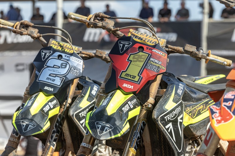 NDP TRIUMPH CAMPEONES MX2 03