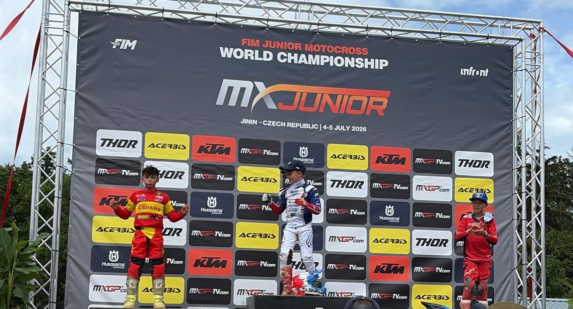 PODIO MX65 ADAM QUESADA e1783328222951