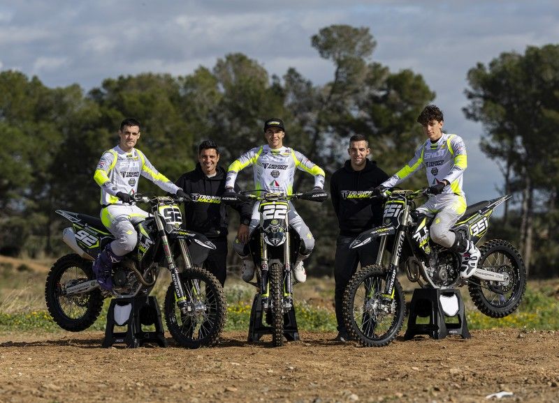 04 2.Ndp Triumph Pavo Team Rueda 