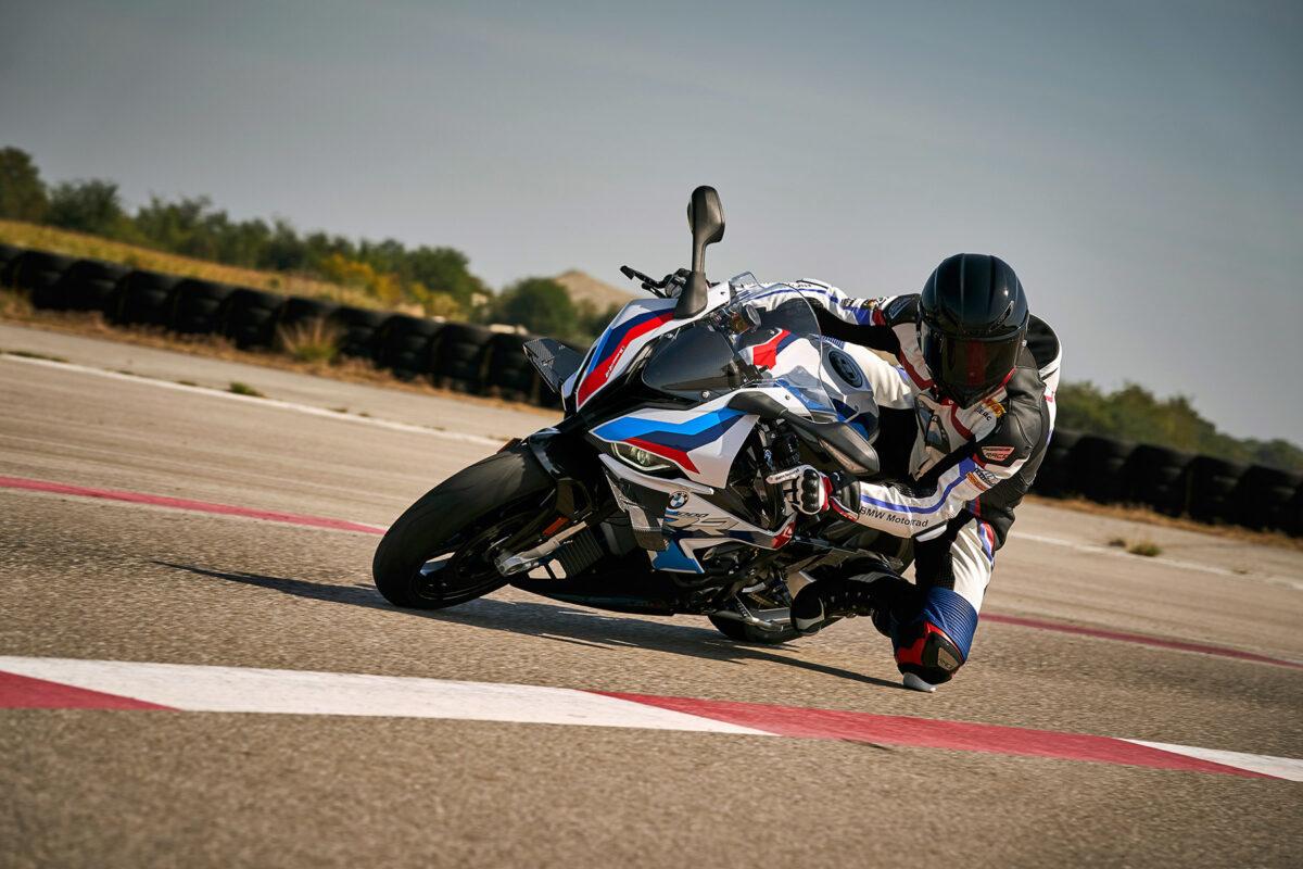 BMW M 1000 RR 2021 21 1200x800