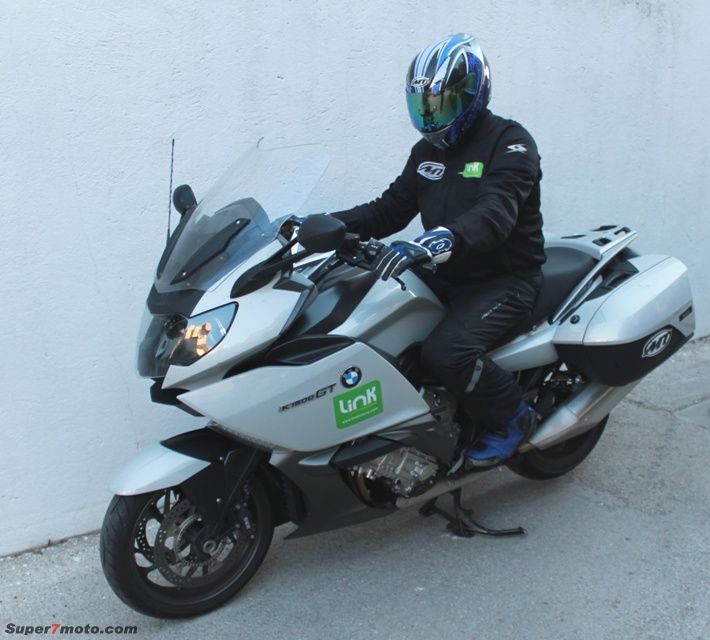 k 1600 gt en tres cuartos
