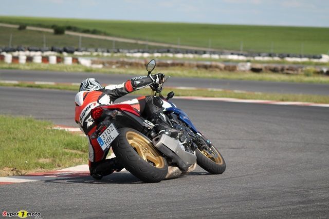 CB1000Racc 092