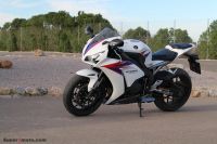 CBR1000RR2012_Est_12