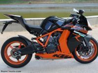 ktm_RC8R002