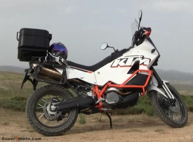 KTM V03