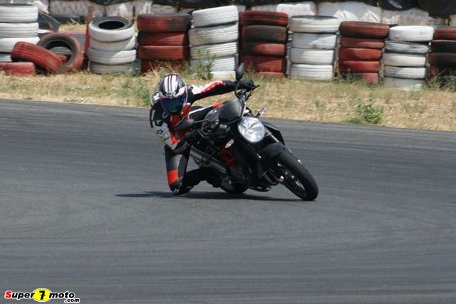 Brutale 1090 06
