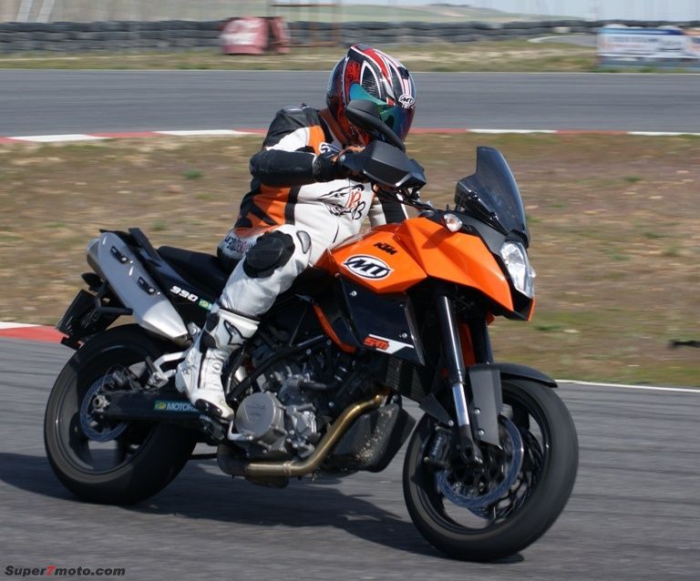 primer plano 2 ktm