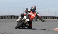 StreetTriple2013_accion_004
